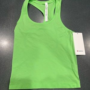 Nwt Lululemon swiftly racerback tank top - race length. Size 4 Scream green